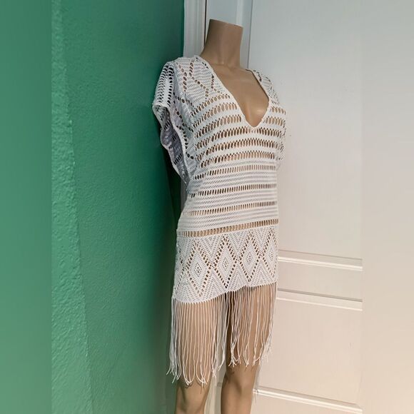 Beach Bunny White Crochet Swim Coverup - Picture 4 of 6